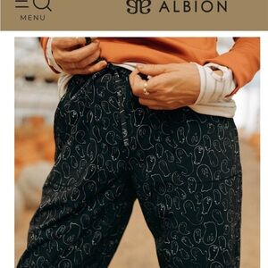 Spooky Jetsetter joggers